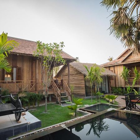 The Wood Family Retreat Hotel Phumi Trapeang Rung Bagian luar foto