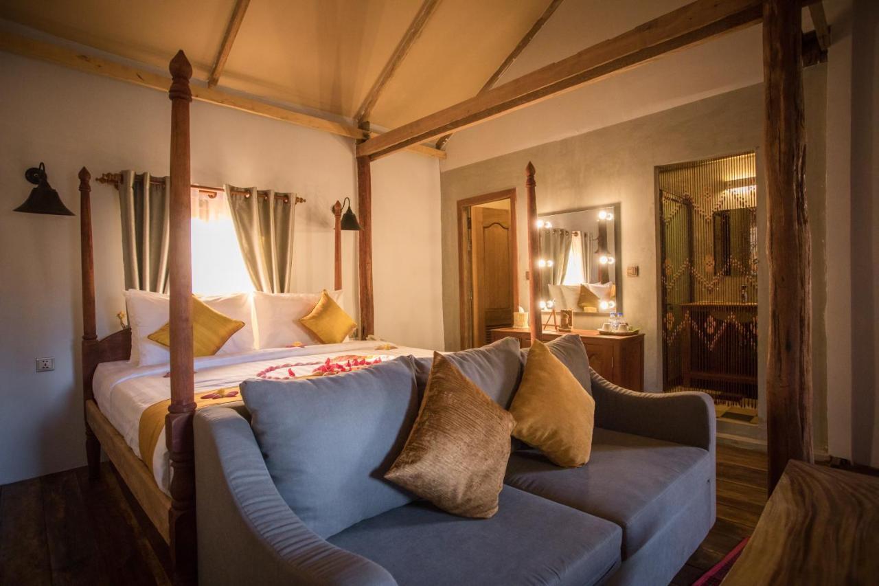 The Wood Family Retreat Hotel Phumi Trapeang Rung Bagian luar foto